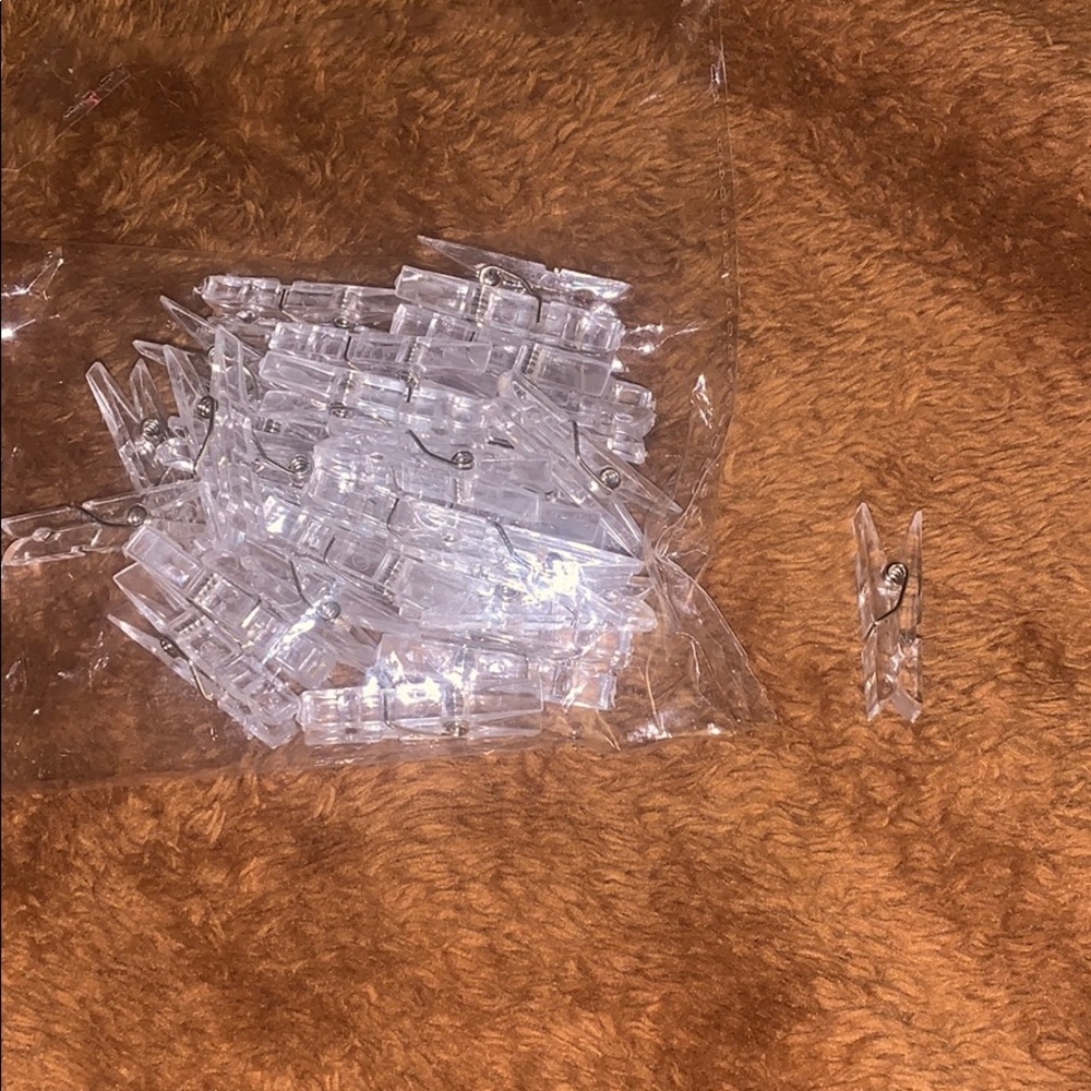 Tiny clear clippers